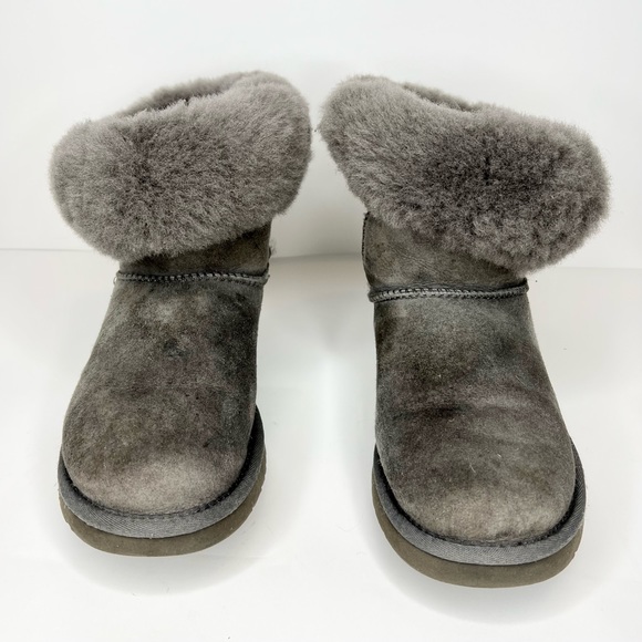 Mini Bailey Button II Genuine Shearling Boot
UGG 7 - Picture 7 of 13